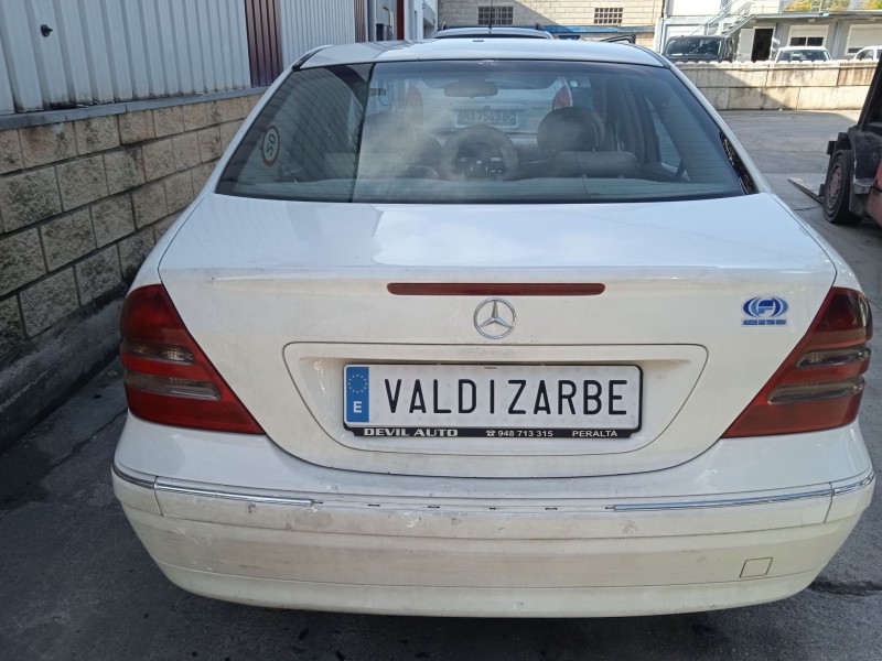mercedes-benz clase c (w203) del año 2002