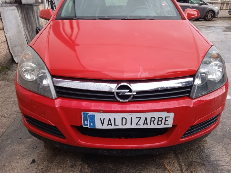 opel astra h (a04) del año 2004