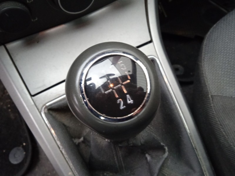 opel astra h (a04) del año 2004