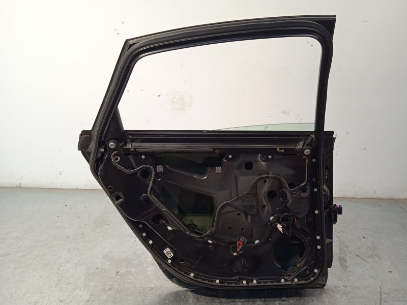 Recambio de puerta trasera izquierda para audi a6 c6 (4f2) 2.7 tdi referencia OEM IAM 4F0833051G  