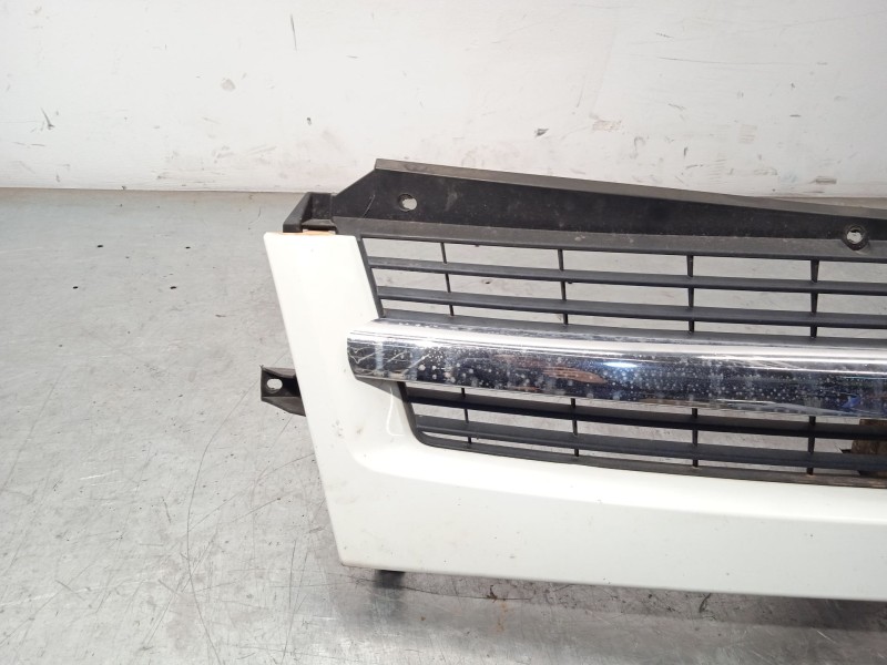 Recambio de rejilla delantera para opel movano a furgoneta (x70) 2.5 cdti (fd) referencia OEM IAM 9161586  