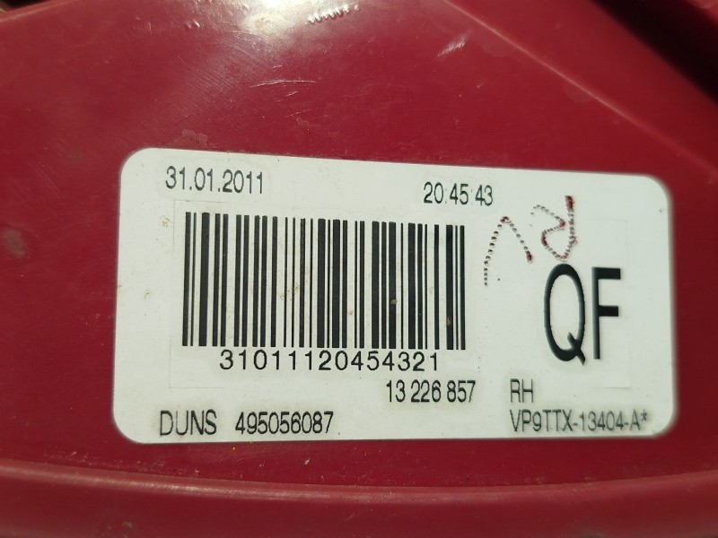 Recambio de piloto trasero derecho para opel insignia a (g09) 2.0 cdti (68) referencia OEM IAM 13226857  