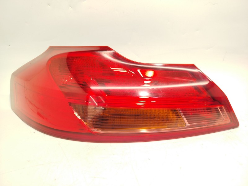 Recambio de piloto trasero izquierdo para opel insignia a (g09) 2.0 cdti (68) referencia OEM IAM 13226856  