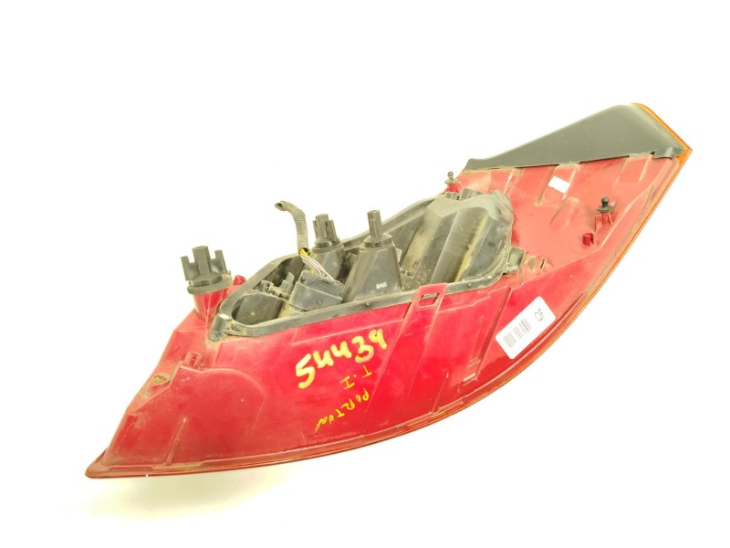 Recambio de piloto trasero izquierdo para opel insignia a (g09) 2.0 cdti (68) referencia OEM IAM 13226856  