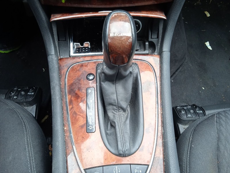 mercedes-benz clase e (w211) del año 2004