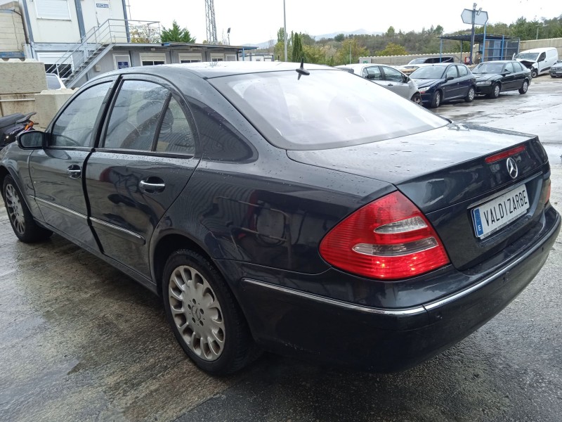 mercedes-benz clase e (w211) del año 2004