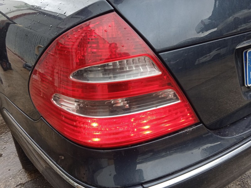 mercedes-benz clase e (w211) del año 2004