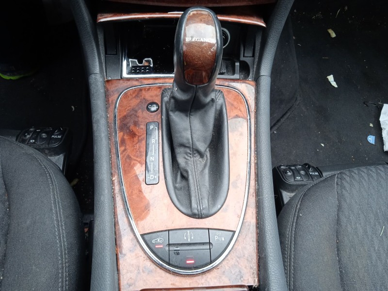 mercedes-benz clase e (w211) del año 2004