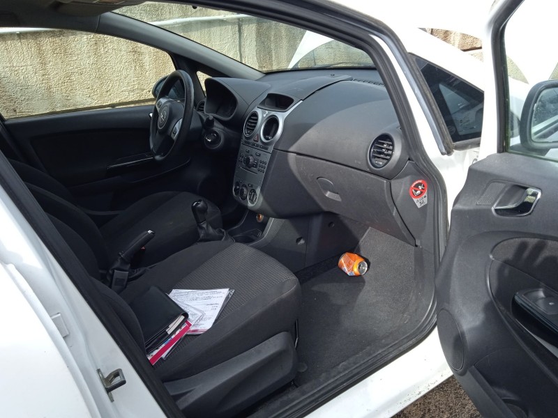 opel corsa d (s07) del año 2012