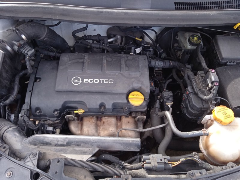 opel corsa d (s07) del año 2012