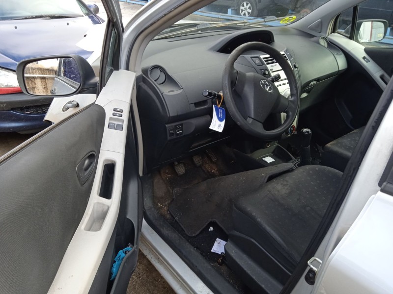 toyota yaris (_p9_) del año 2008