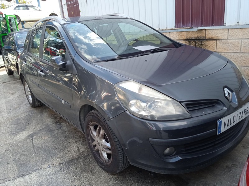 renault clio iii grandtour (kr0/1_) del año 2009
