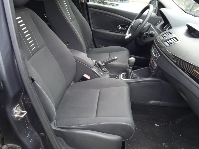 renault megane iii hatchback (bz0/1_, b3_) del año 2012