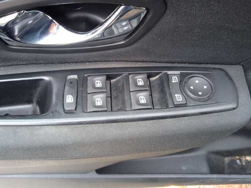 renault megane iii hatchback (bz0/1_, b3_) del año 2012