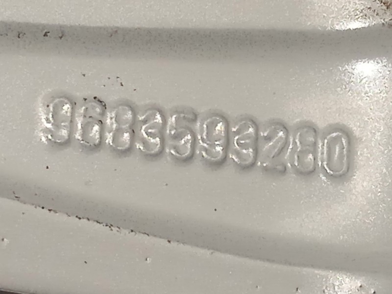 Recambio de llanta para citroën ds5 1.6 hdi 115 referencia OEM IAM 9683593280 5402V0 