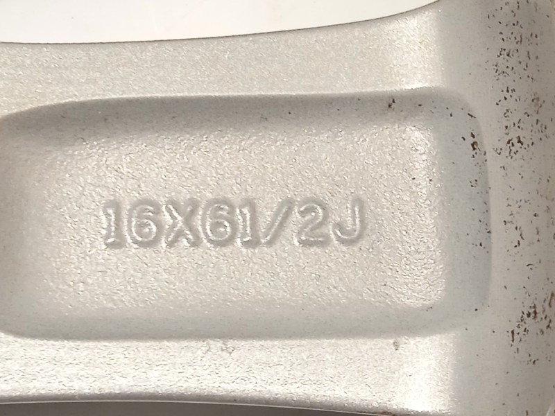 Recambio de llanta para mazda 3 (bm, bn) 2.2 d referencia OEM IAM 9965E76560  