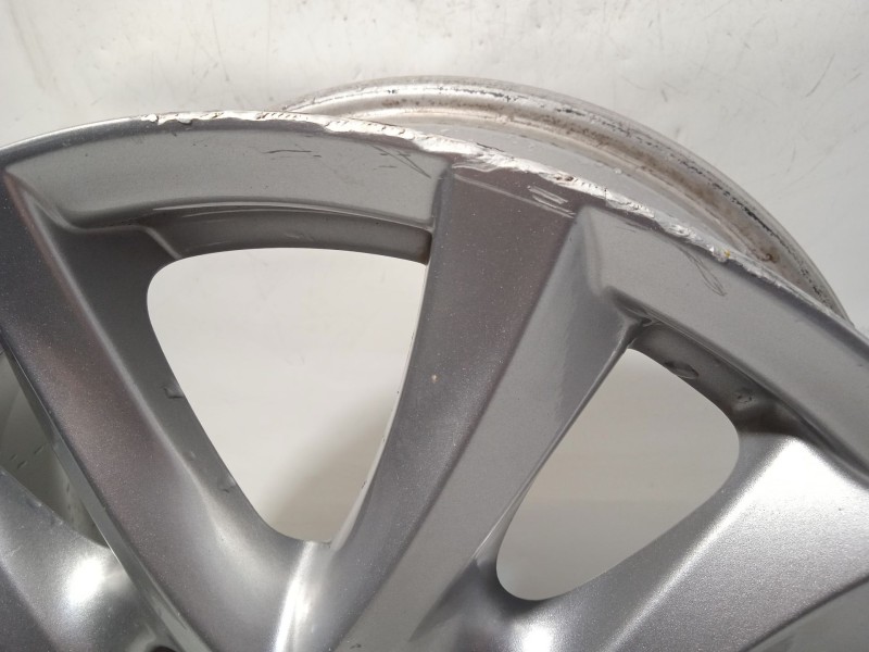 Recambio de llanta para mazda 3 (bm, bn) 2.2 d referencia OEM IAM 9965E76560  