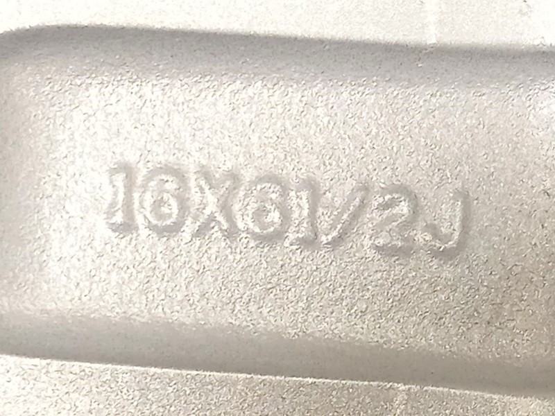 Recambio de llanta para mazda 3 (bm, bn) 2.2 d referencia OEM IAM 9965E76560  