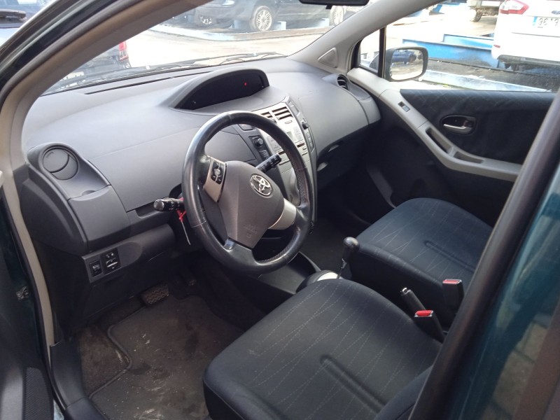 toyota yaris (_p9_) del año 2006