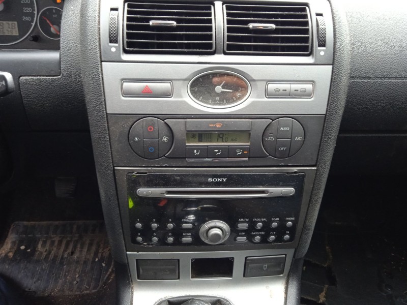 ford mondeo iii (b5y) del año 2006