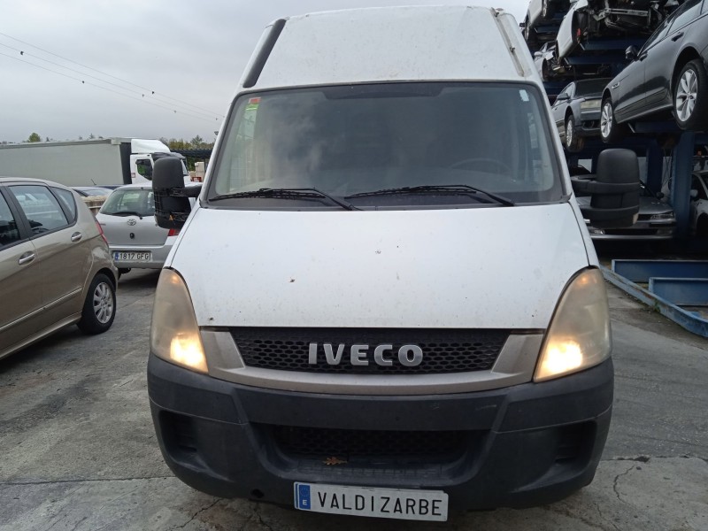 iveco daily v furgoneta del año 2011