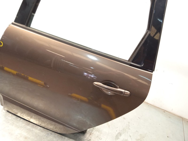Recambio de puerta trasera izquierda para renault scénic iii (jz0/1_) 1.5 dci referencia OEM IAM 821017991R  