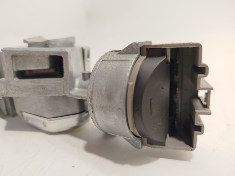 Recambio de conmutador de arranque para ford focus iii 1.6 tdci referencia OEM IAM 3M513F880AE  