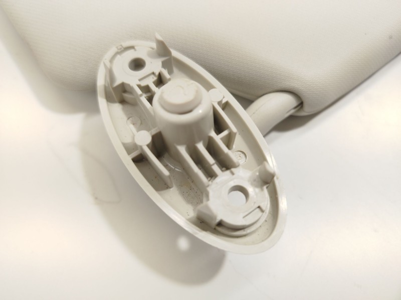 Recambio de parasol derecho para ford focus iii 1.6 tdci referencia OEM IAM 1894719  