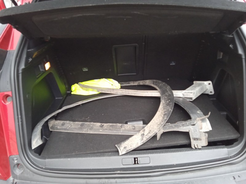 peugeot 3008 ii suv (mc_, mr_, mj_, m4_) del año 2023