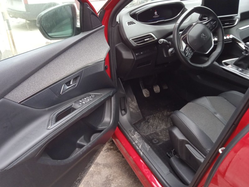 peugeot 3008 ii suv (mc_, mr_, mj_, m4_) del año 2023