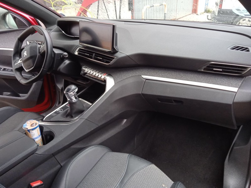 peugeot 3008 ii suv (mc_, mr_, mj_, m4_) del año 2023