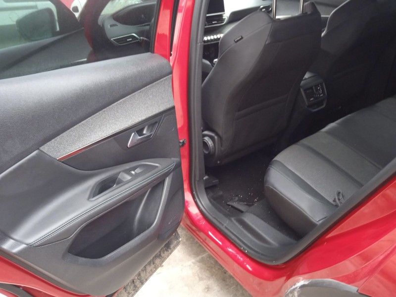 peugeot 3008 ii suv (mc_, mr_, mj_, m4_) del año 2023