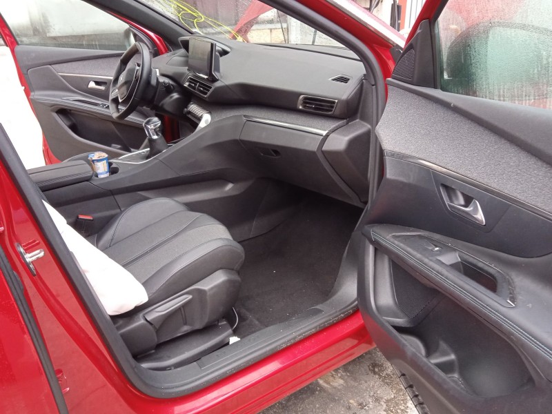 peugeot 3008 ii suv (mc_, mr_, mj_, m4_) del año 2023