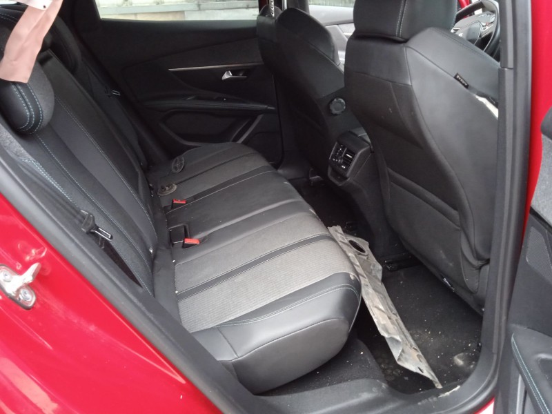 peugeot 3008 ii suv (mc_, mr_, mj_, m4_) del año 2023