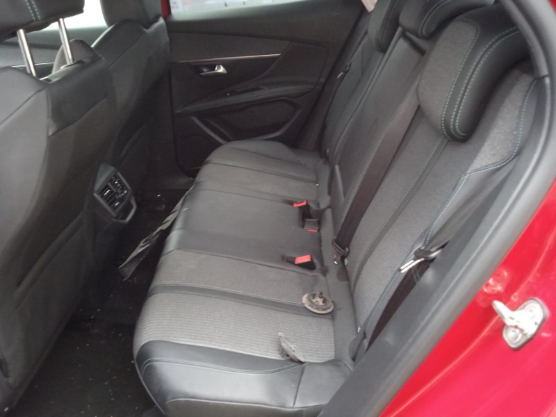 peugeot 3008 ii suv (mc_, mr_, mj_, m4_) del año 2023