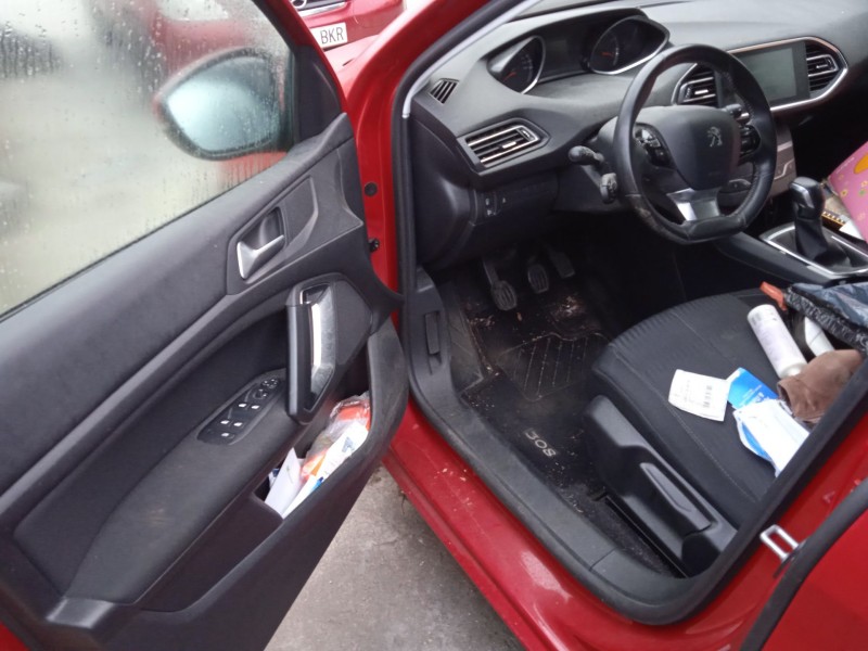 peugeot 308 ii (lb_, lp_, lw_, lh_, l3_) del año 2014