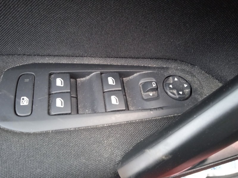 peugeot 308 ii (lb_, lp_, lw_, lh_, l3_) del año 2014