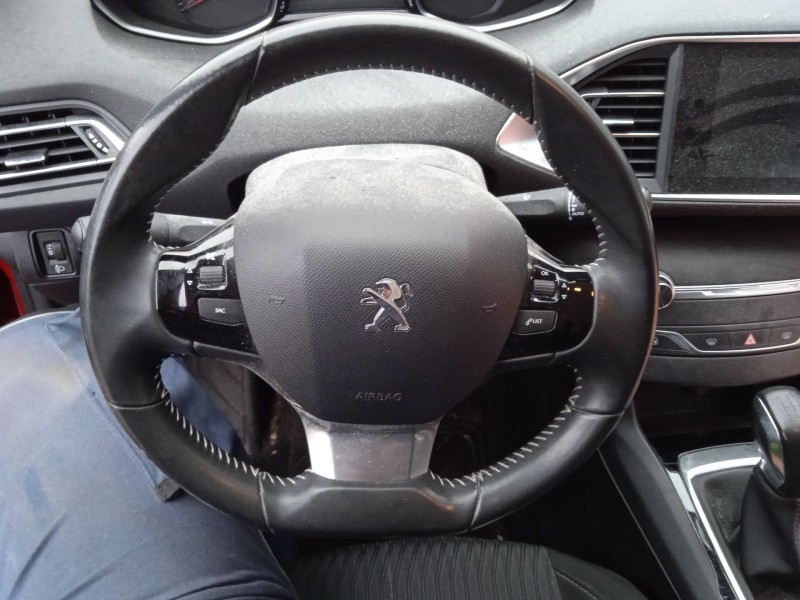 peugeot 308 ii (lb_, lp_, lw_, lh_, l3_) del año 2014