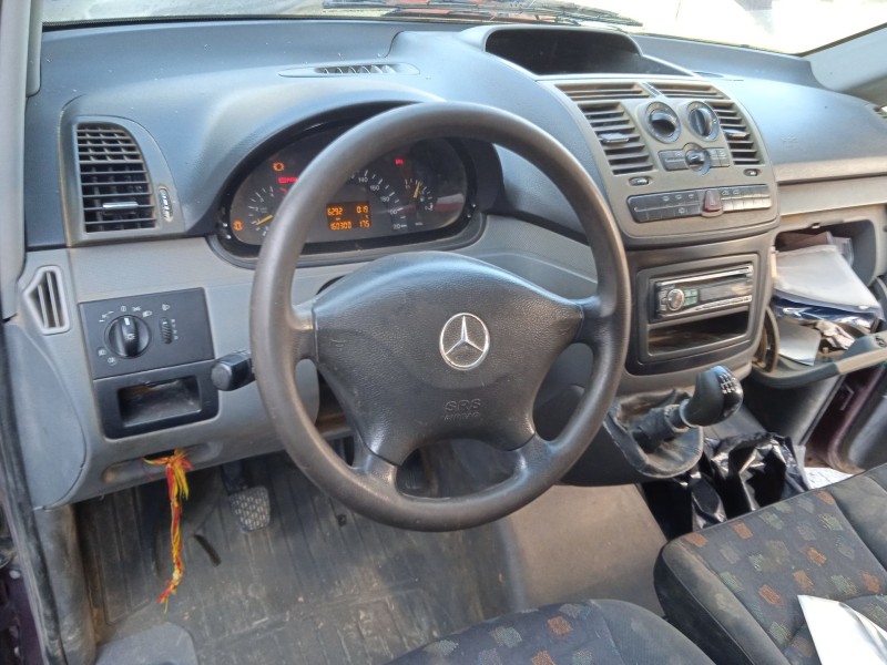mercedes-benz vito autobús (w639) del año 2005