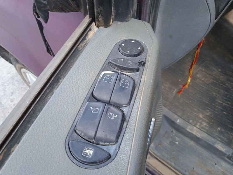 mercedes-benz vito autobús (w639) del año 2005