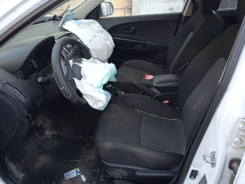 kia cee´d hatchback (ed) del año 2010