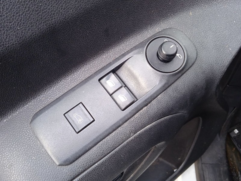 peugeot partner caja/chasis del año 2019