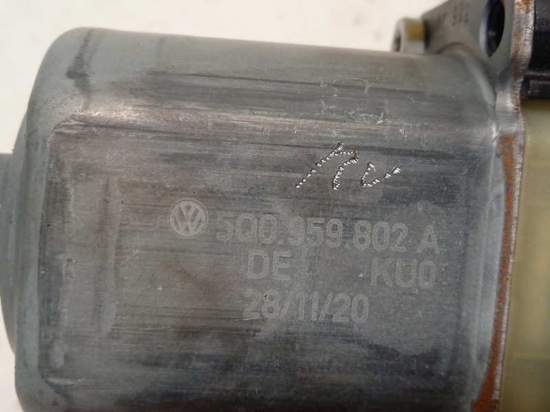 Recambio de elevalunas delantero izquierdo para volkswagen t-roc (a11, d11) 2.0 tdi referencia OEM IAM 2GA837461F 5Q0959802A 