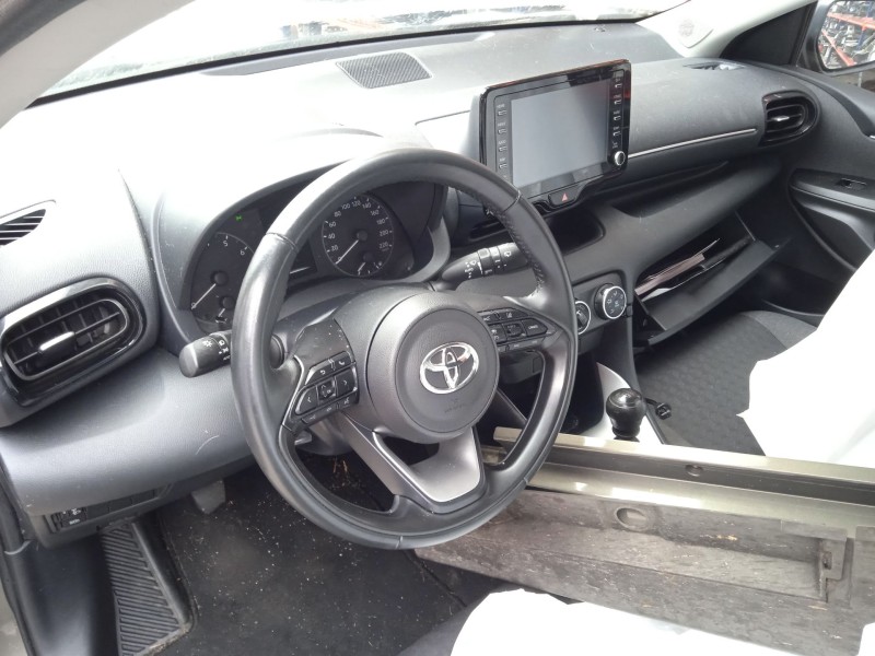 toyota yaris (_p21_, _pa1_, _ph1_) del año 2022