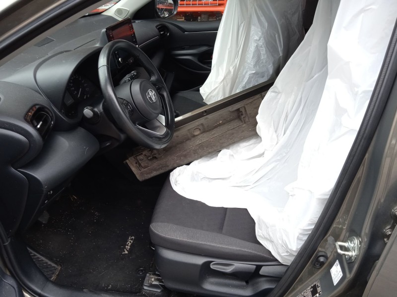 toyota yaris (_p21_, _pa1_, _ph1_) del año 2022