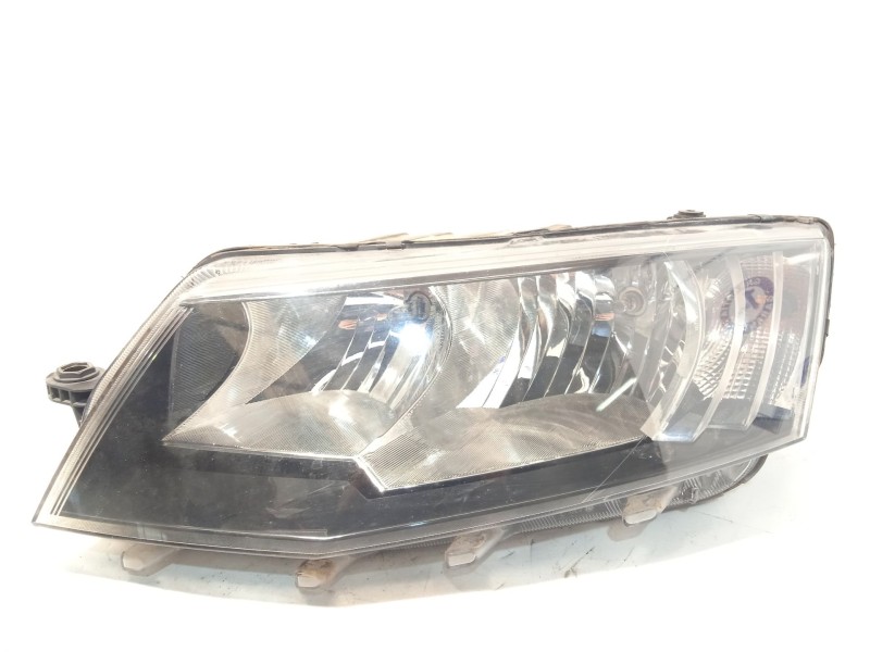 Recambio de faro izquierdo para skoda octavia iii (5e3, nl3, nr3) 1.6 tdi referencia OEM IAM 5E1941015  030127220100