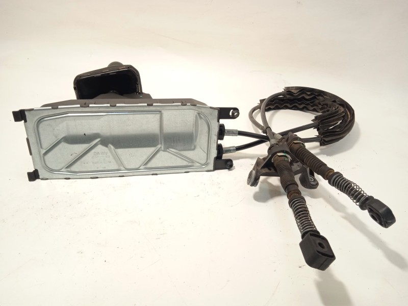 Recambio de palanca cambio para volkswagen t-roc (a11, d11) 2.0 tdi referencia OEM IAM 5Q0711049CD  