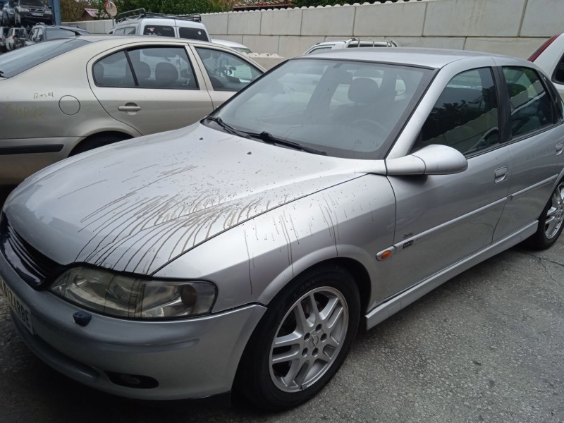 opel vectra b (j96) del año 2000