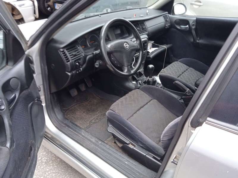 opel vectra b (j96) del año 2000