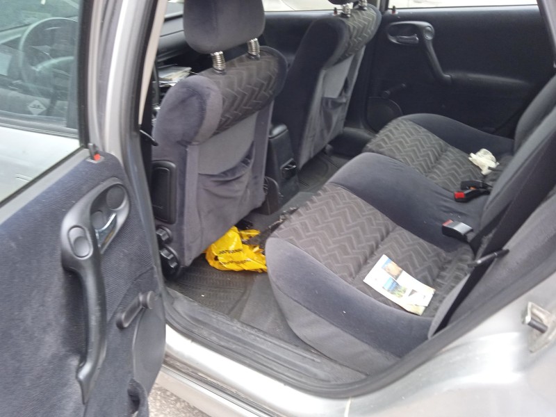 opel vectra b (j96) del año 2000